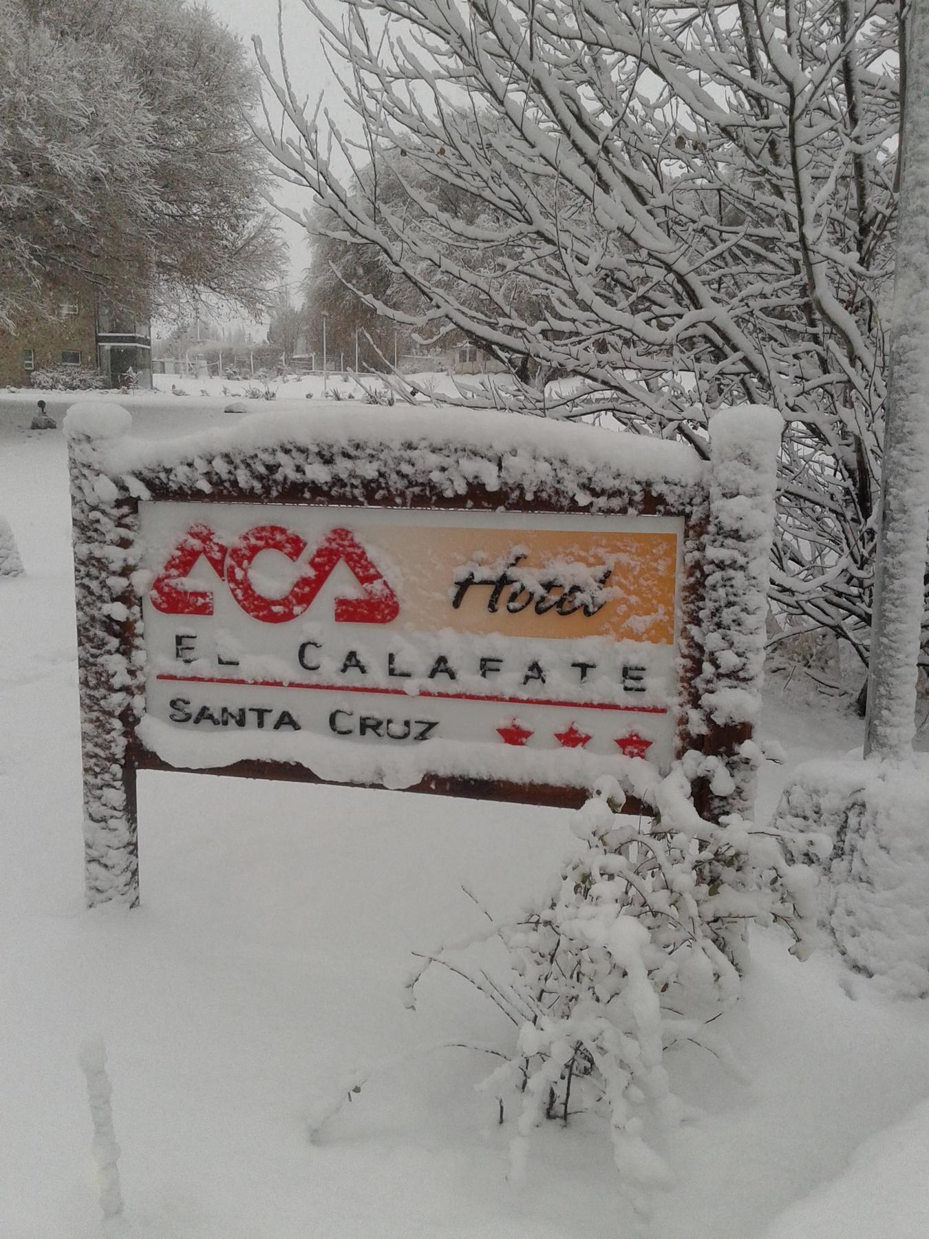 Hotel Aca El Calafate Kültér fotó