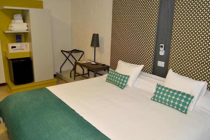 Hotel Aca El Calafate Kültér fotó